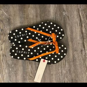 Esprit sz 7 black & white polka dot sandals with tangerine strap